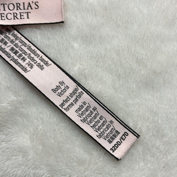 Body by Victoria Bra - Picture 3 of 3